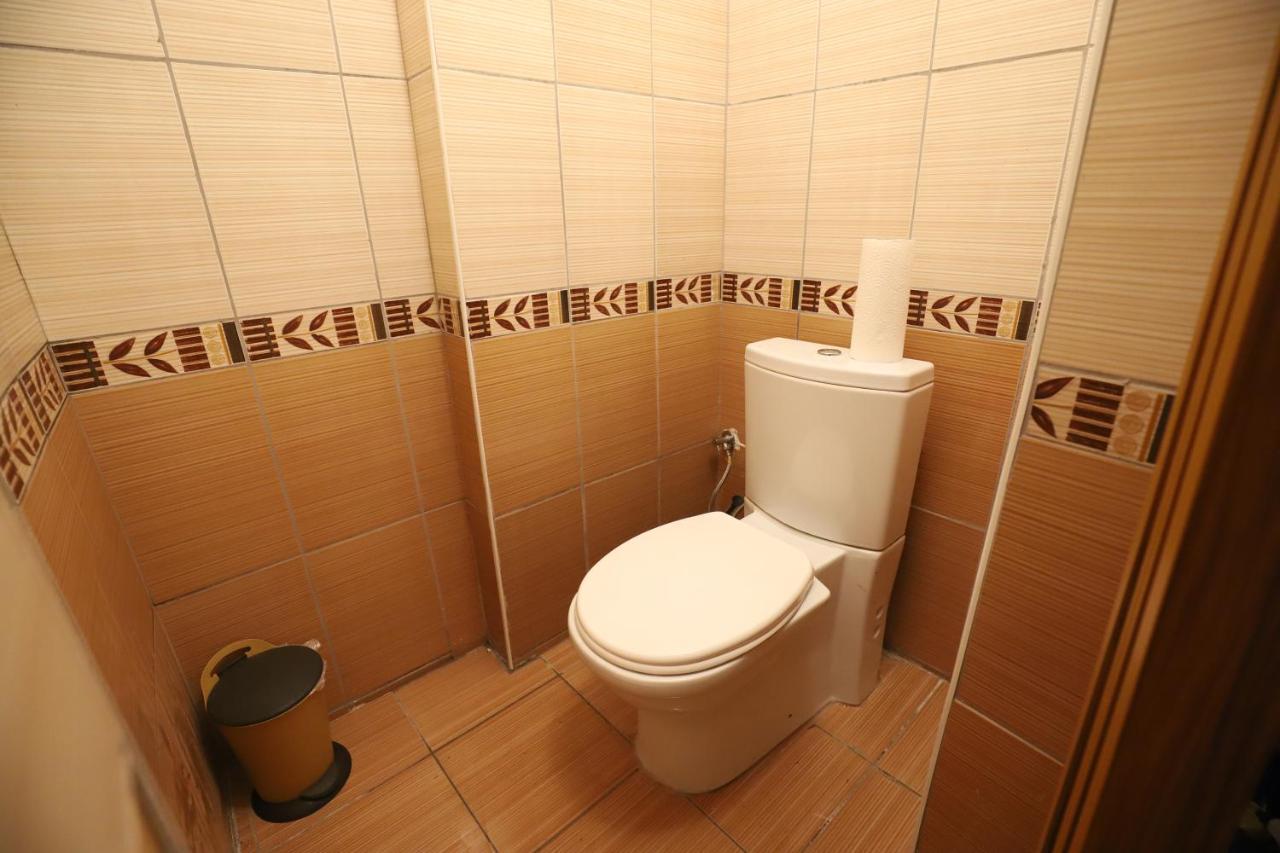 Gagarin Pub & Hotel Antalia Esterno foto